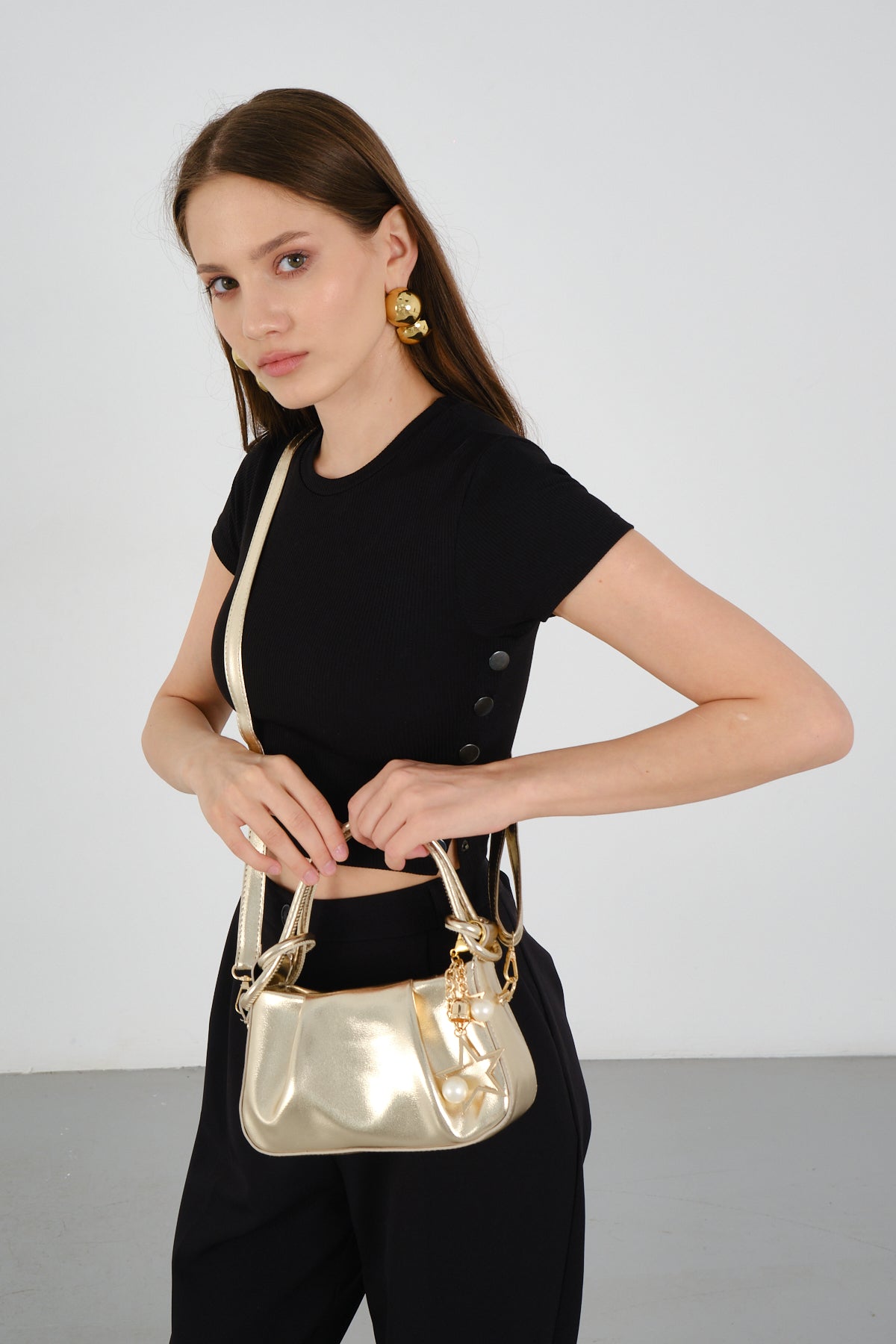KADIN FERMUARLI YILDIZ CHARMLI OMUZ ÇANTASI REXİ - GOLD