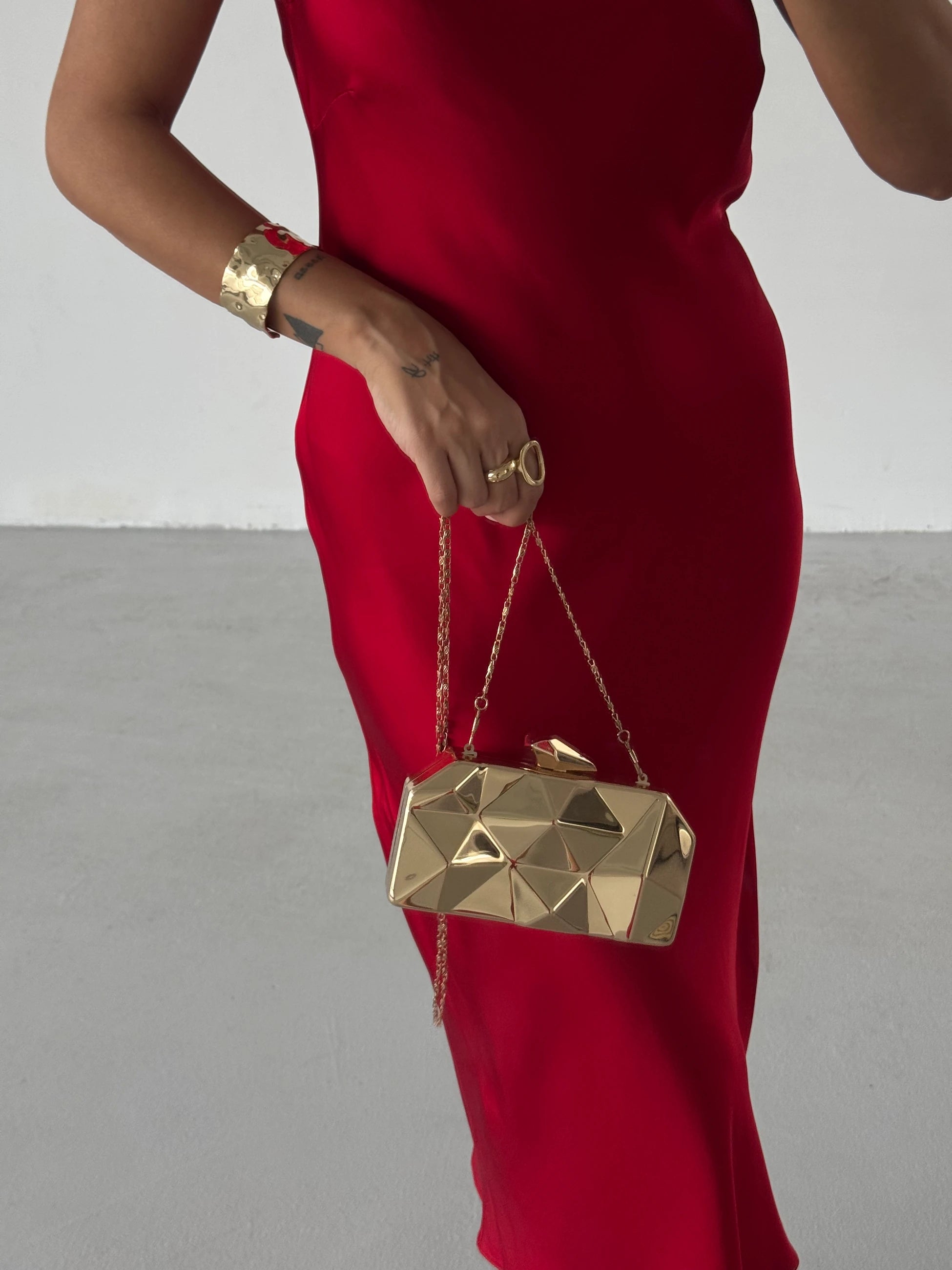 Kadın Zincir Askılı Çapraz Çanta Trave - Altın