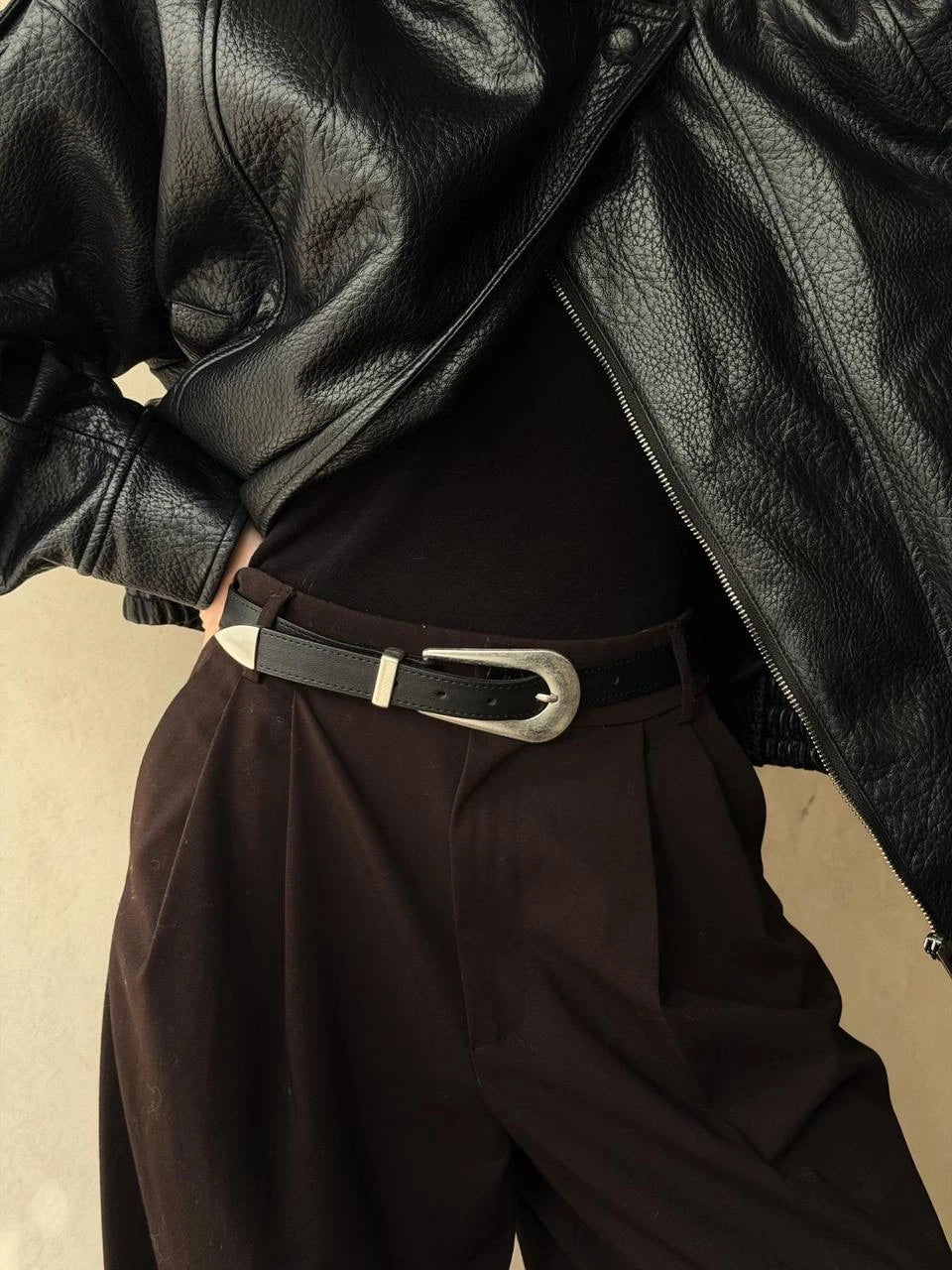 Kadın Oval Tokalı İşlemeli Kemer - Siyah