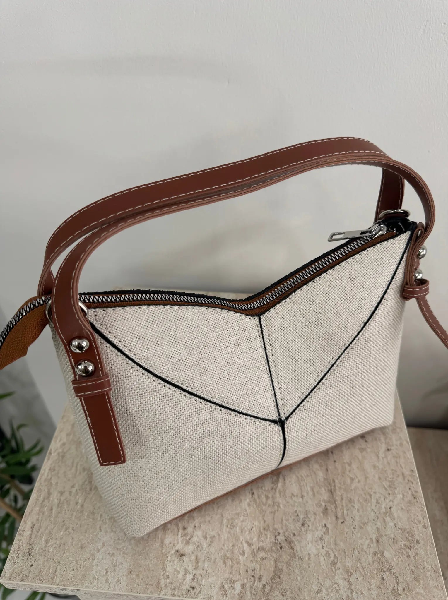 Kadın Çapraz Askılı Keten Omuz Çantası Ketty - Taba