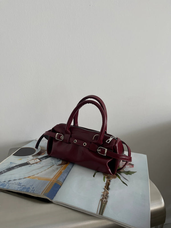 Kadın Toka Detaylı Çapraz Askılı Omuz Çantası Matty - Bordo