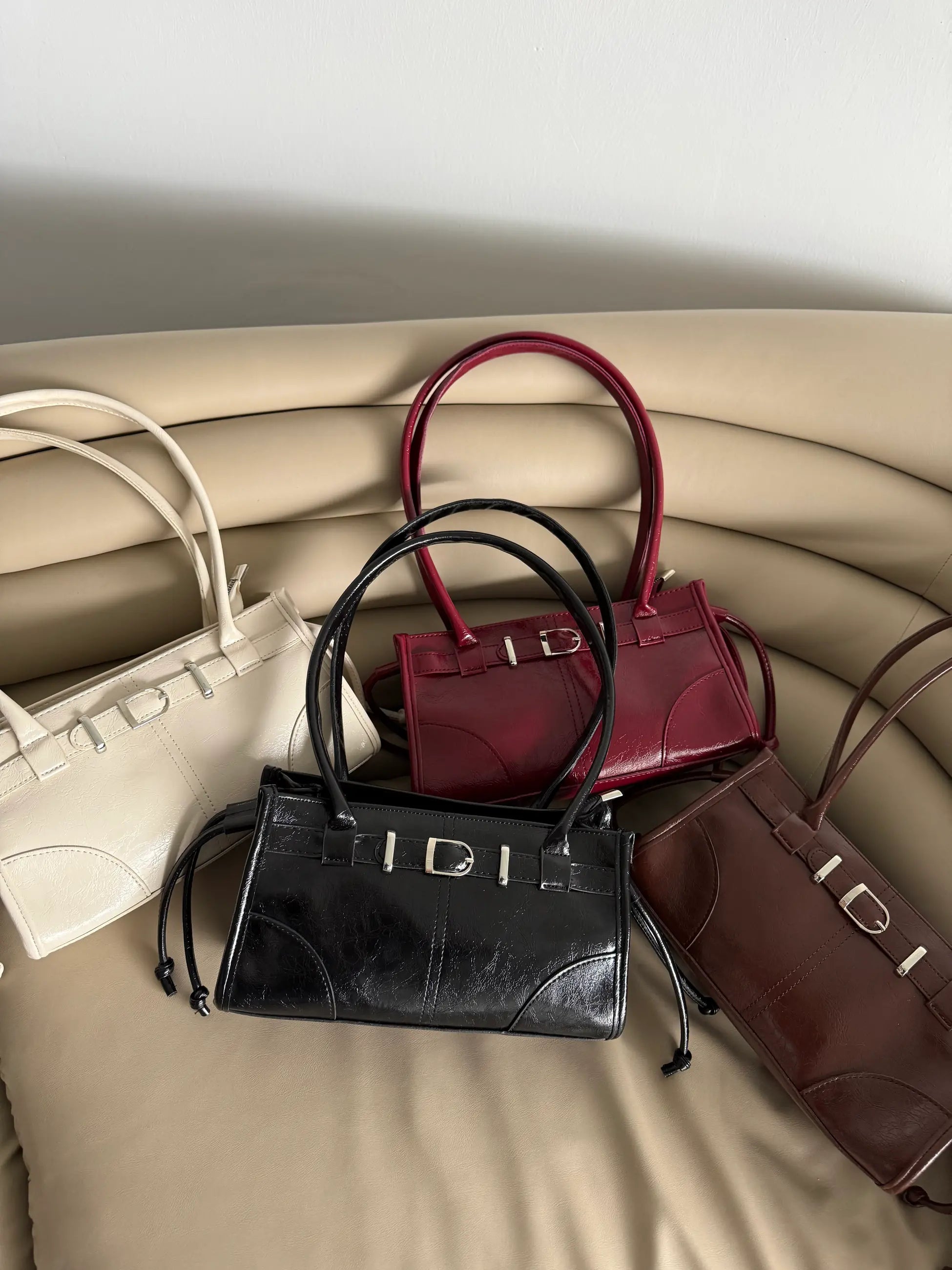 Kadın Püskül Detaylı Omuz Çantası Glamour - Kahve