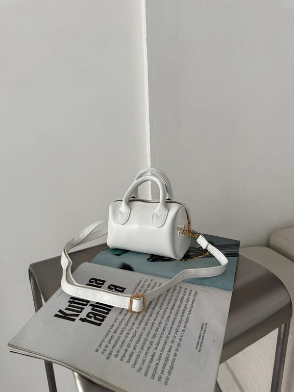 Kadın Fermuarlı Omuz Askılı Çapraz Çanta Victor - Beyaz