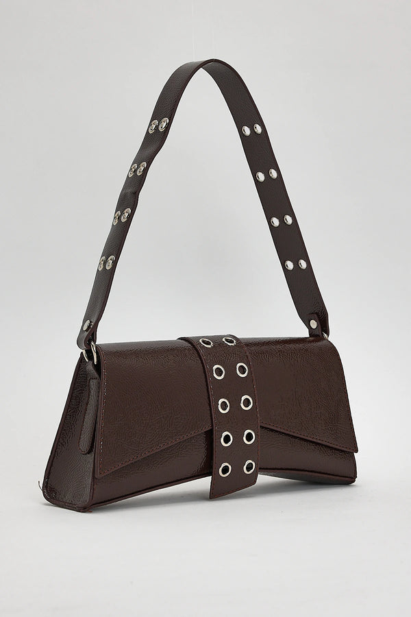 Kadın Asimetrik Zımbalı Baget Çanta Kate - Kahve