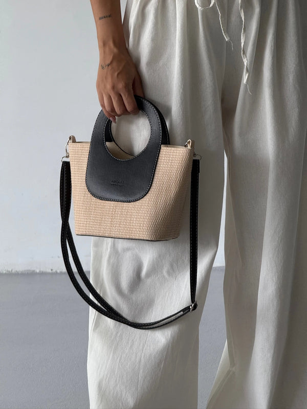 Kadın Yavru Detaylı Hasır Çapraz Çanta Arlo - Siyah Deri