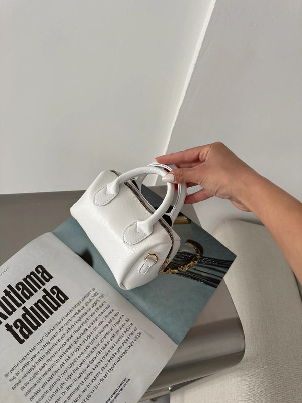 Kadın Fermuarlı Omuz Askılı Çapraz Çanta Victor - Beyaz