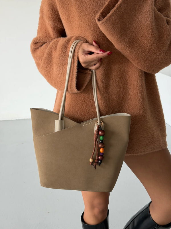 Kadın Charm Detaylı Süet Omuz Çantası Roche - Vizon