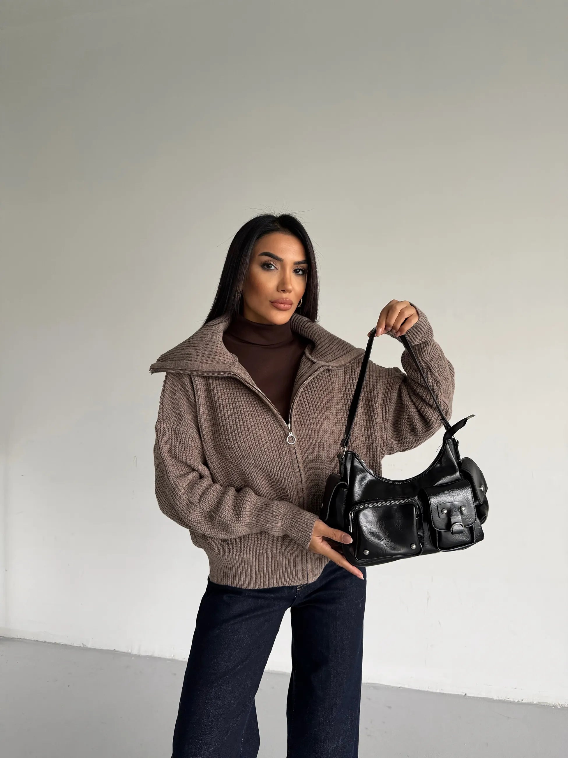 Kadın Çok Cepli Omuz Çantası Poli - Siyah