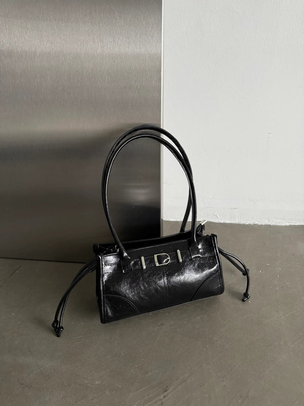 Kadın Püskül Detaylı Omuz Çantası Glamour - Siyah