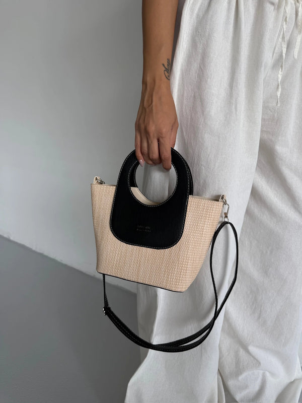 Kadın Yavru Detaylı Hasır Çapraz Çanta Arlo - Siyah Deri