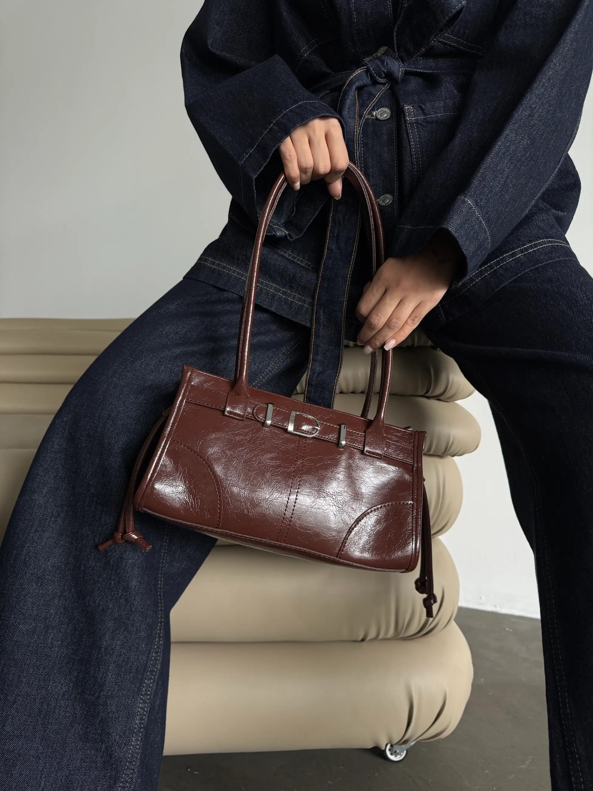 Kadın Püskül Detaylı Omuz Çantası Glamour - Kahve