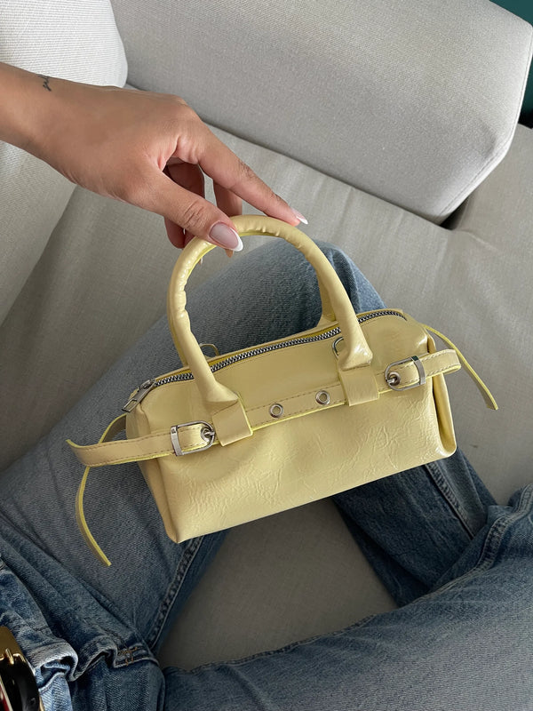 Kadın Toka Detaylı Çapraz Askılı Omuz Çantası Matty - Sarı