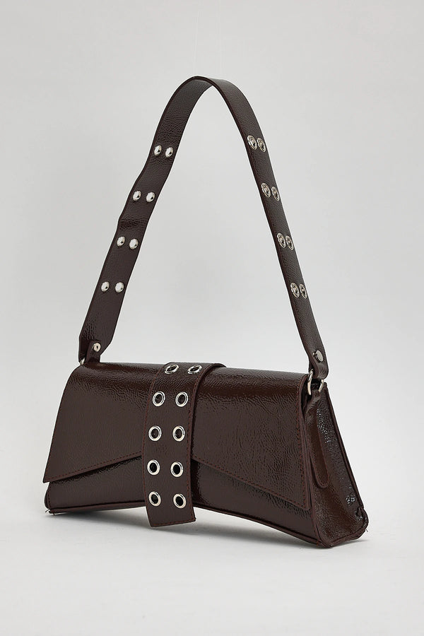 Kadın Asimetrik Zımbalı Baget Çanta Kate - Kahve